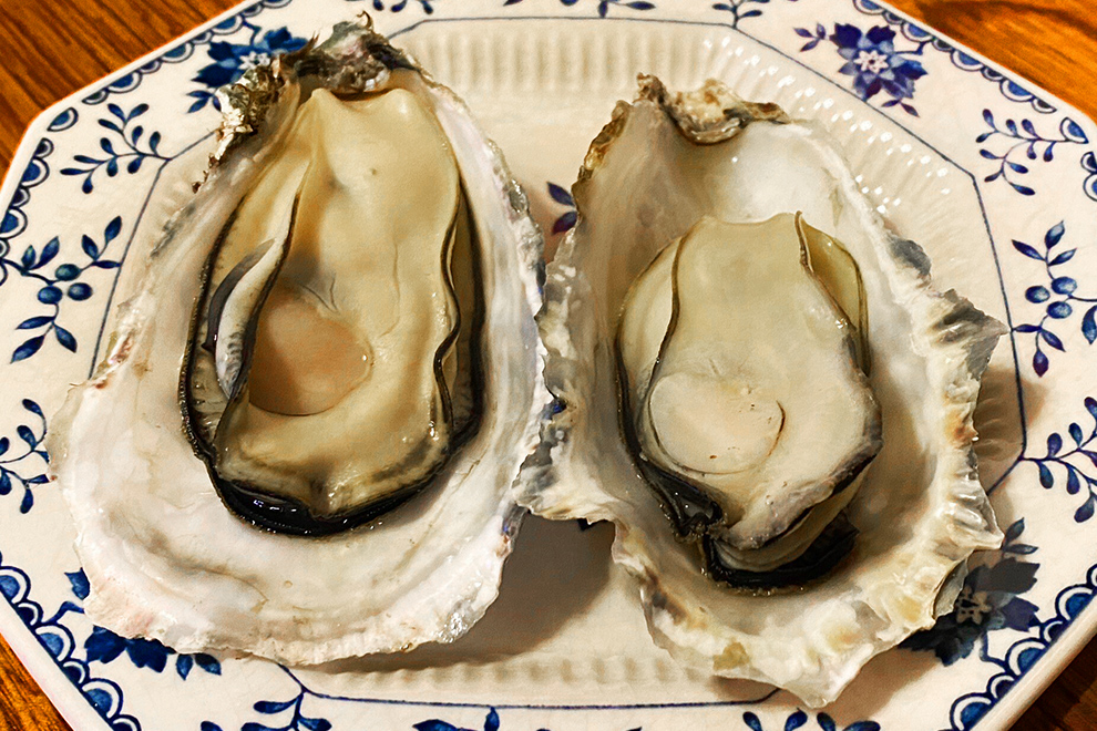 殻付き牡蠣の焼いたの